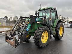 John Deere 6810