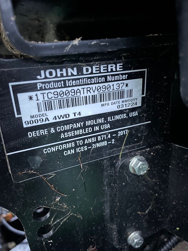 John Deere 9009A