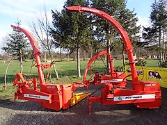 Pöttinger Pöttinger Maishäcksler Pöttinger MEX GT einreihiger Anbaumaishäcksler mit Vorpresswalzen zur optimalen Schnittqualität & Schlagleisten zur optimalen Aufbereitung der Maiskörner mit hydraulischer Turmdrehung Auswurfkrümmerbedienung über Bodenzug mit Anhäng