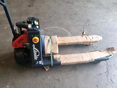 Linde Niederhubwagen MT15C Neu