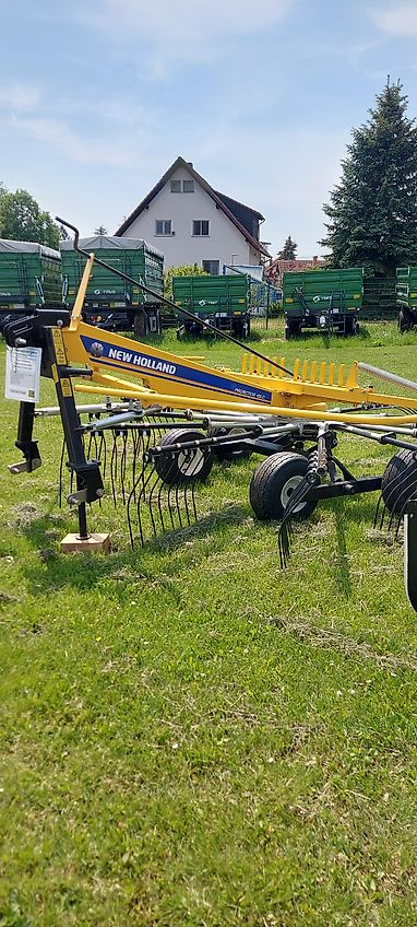 New Holland Schwader / Seitenschwader PROROTOR 450 #New Holland