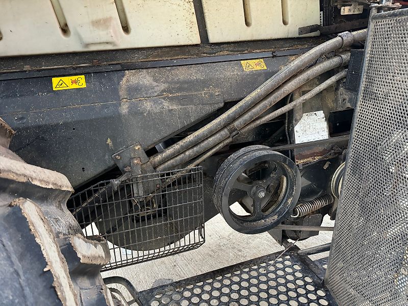 Case Axial Flow AFX 8010 c/w 30ft Header