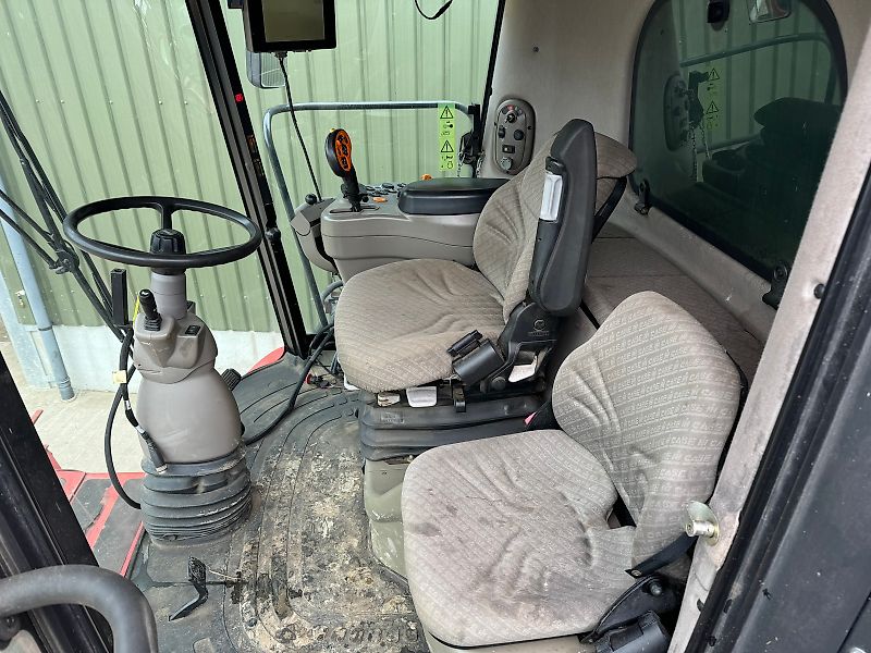 Case Axial Flow AFX 8010 c/w 30ft Header