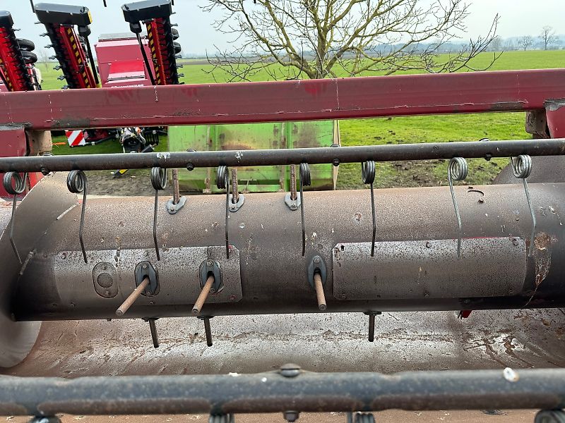 Case Axial Flow AFX 8010 c/w 30ft Header