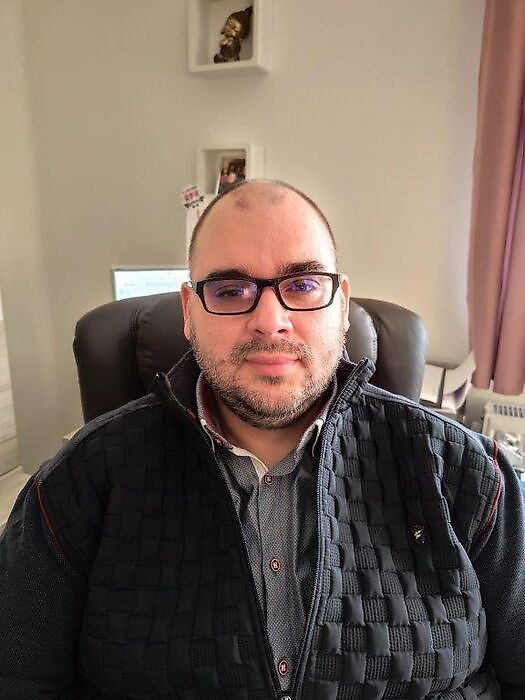 Yhteyshenkilö Szabó Sándor