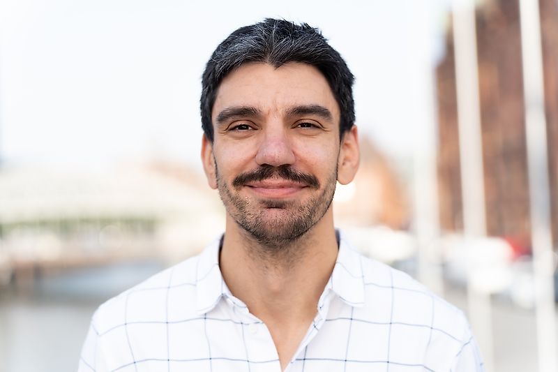 Yhteyshenkilö Herra Guillermo Fidalgo
