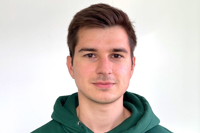 Yhteyshenkilö Herra Emil Munteanu
