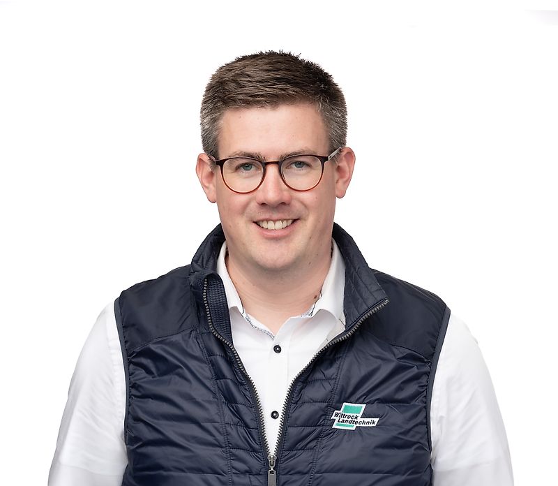 Yhteyshenkilö Herra Tobias Brand