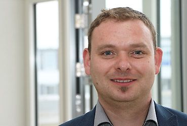 Yhteyshenkilö Herra Christian Beck