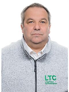 Yhteyshenkilö Herra Günter Hobiger